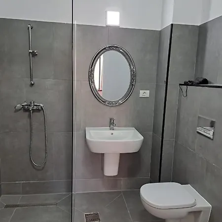 Ris Unirii ,centru 3*